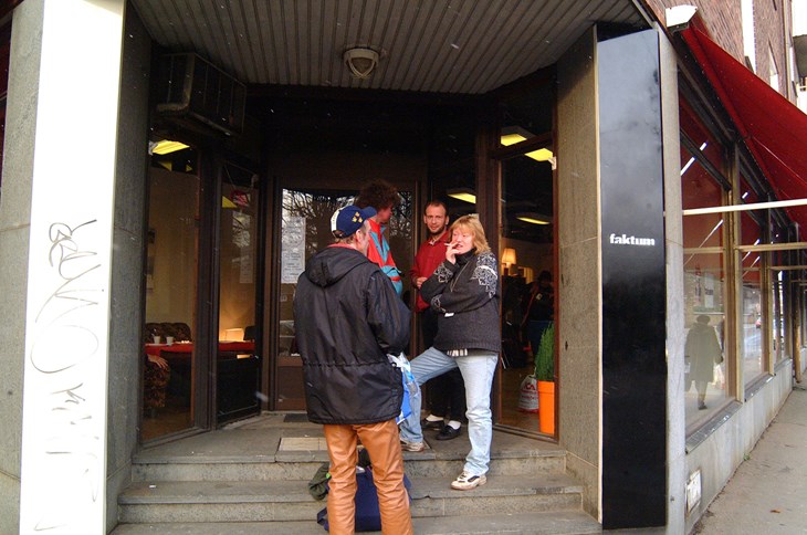Faktum på Stampgatan  21 december 2001. Foto: Mario Prhat